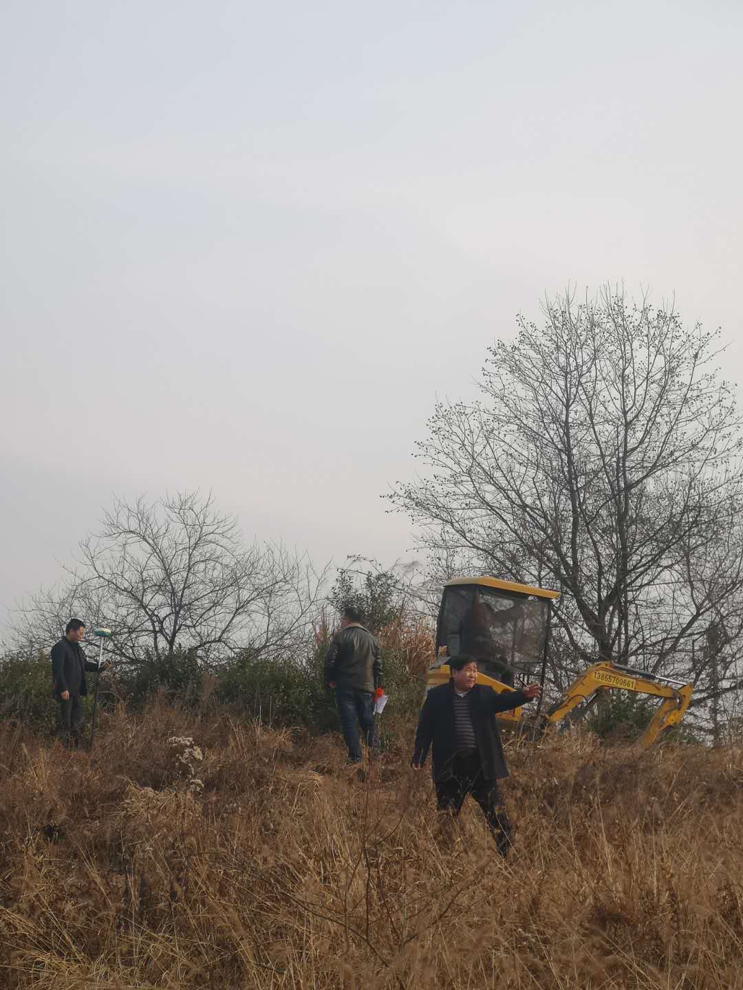 筑圣公司积极推进霍山县殡仪馆和城市公益性公墓建设项目征地工作