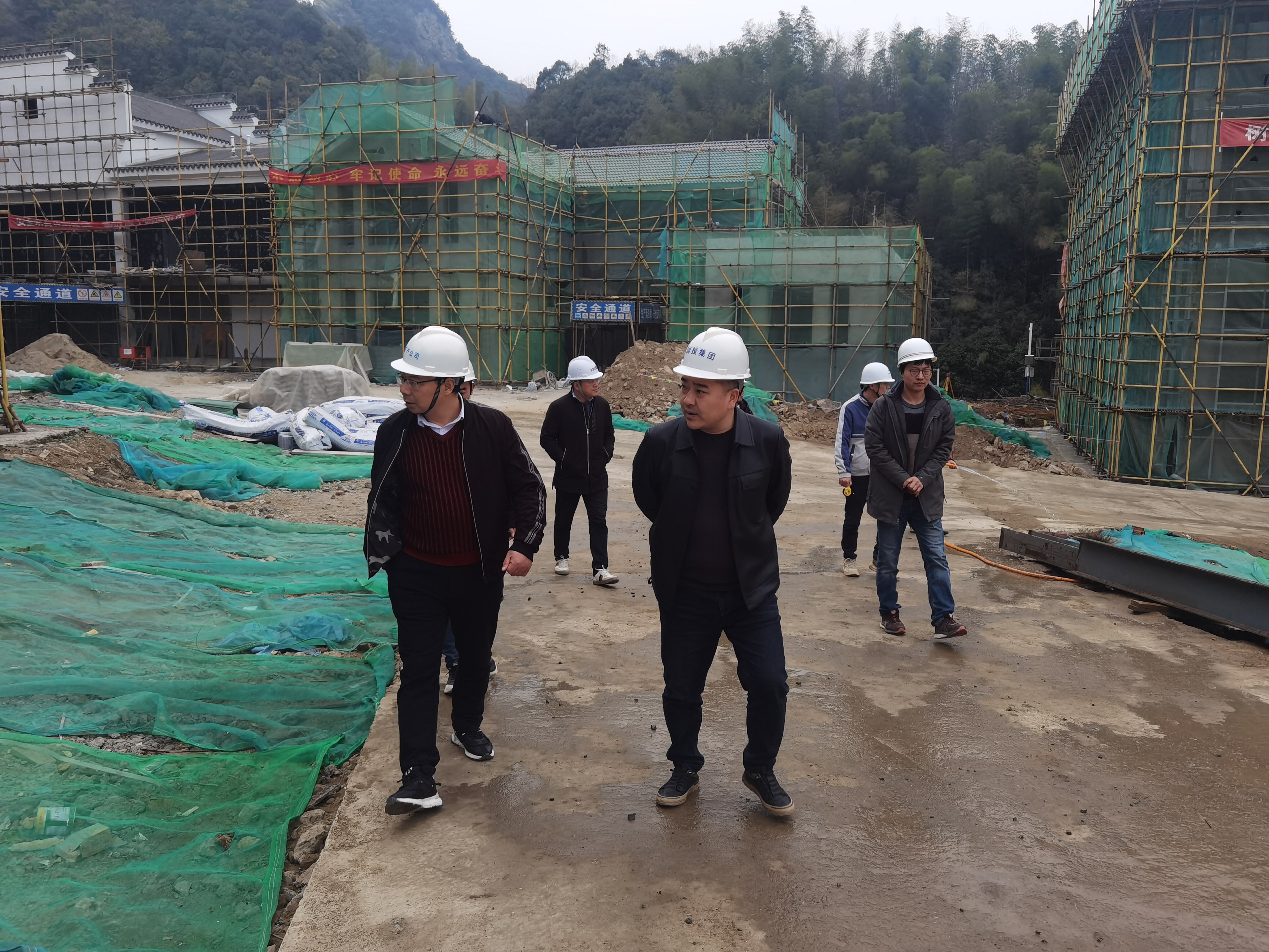 县安委办督查集团安全生产工作