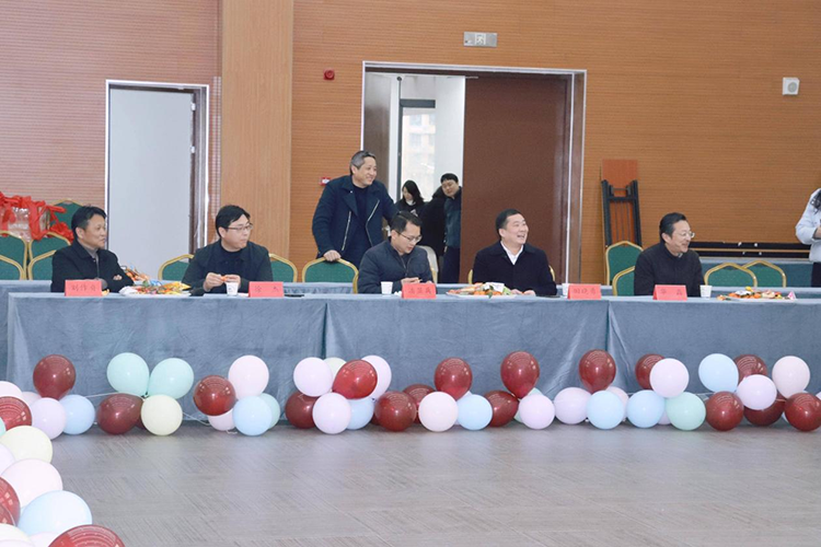 聚力三新发展    绽放巾帼风采